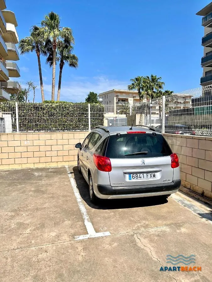 Apartbeach Cye 3 Junto Playa Climatizado Y Parquing La Pineda Apartment