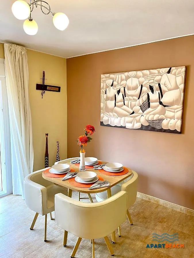 Apartbeach Cye 3 Junto Playa Climatizado Y Parquing La Pineda Apartment