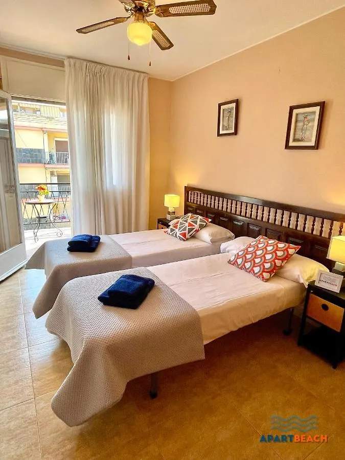 Apartbeach Cye 3 Junto Playa Climatizado Y Parquing La Pineda