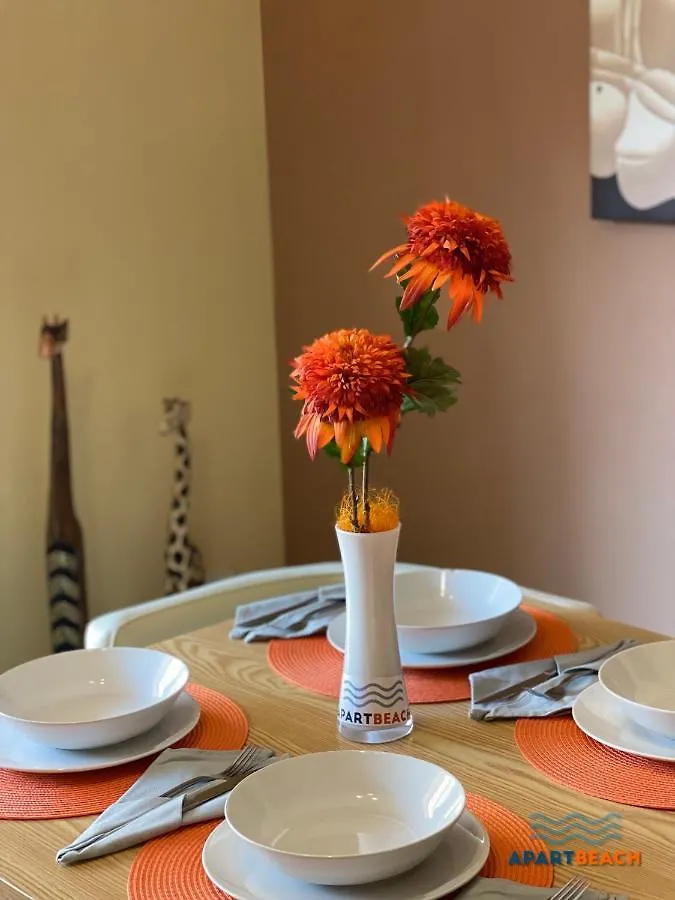 Apartbeach Cye 3 Junto Playa Climatizado Y Parquing La Pineda Apartment